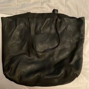 Cuyana leather tote